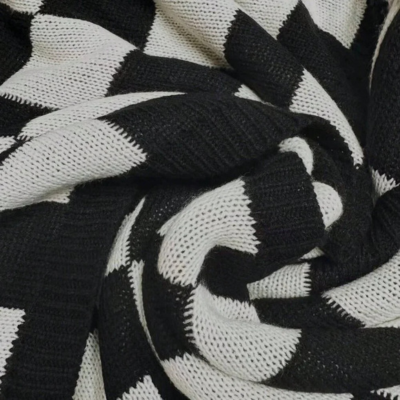 Black Casual Women's Plus Size Plaid Round Neck Long Sleeve Knit Cardigan - Picture 4 of 4